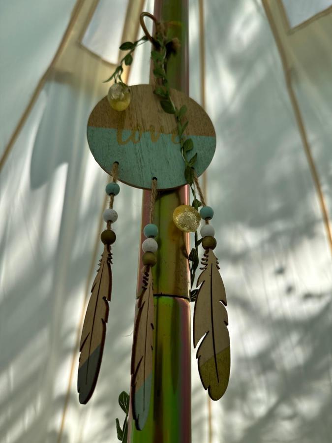 Rosabell Bell Tent At Herigerbi Park Grantham Eksteriør bilde